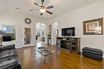 1415 Nacogdoches Valley Drive, League City, TX 77573 - Photo 17
