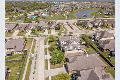 1415 Nacogdoches Valley Drive, League City, TX 77573 - Photo 31