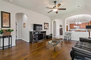 1415 Nacogdoches Valley Dr, League City, TX 77573 - Photo 9