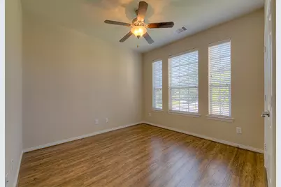 10 Quillwood Place, The Woodlands, TX 77354 - Photo 9
