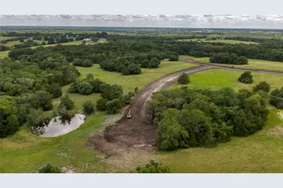 15 Majestic Oak View, Brenham, TX 77833 - Photo 1