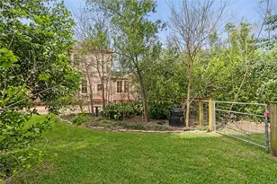 924 Allston St, Houston, TX 77008 - Photo 31