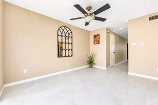 9265 Westwood Village Dr, Houston, TX 77036 - Photo 17