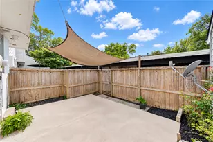 9265 Westwood Village Dr, Houston, TX 77036 - Photo 5