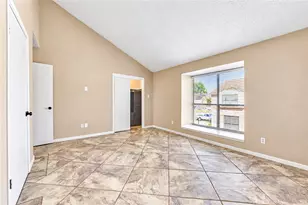 9265 Westwood Village Dr, Houston, TX 77036 - Photo 33