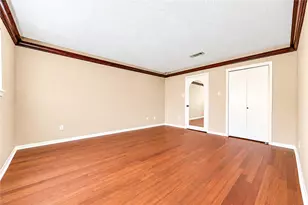 9265 Westwood Village Dr, Houston, TX 77036 - Photo 37