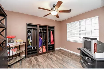 12810 Mill Valley Road, Houston, TX 77048 - Photo 7