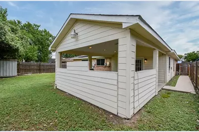 12810 Mill Valley Road, Houston, TX 77048 - Photo 47