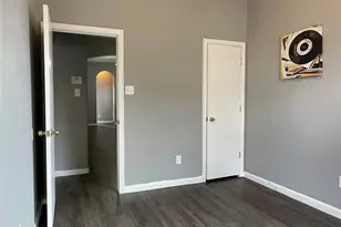 811 Forest Hillside Ln, Houston, TX 77067 - Photo 7