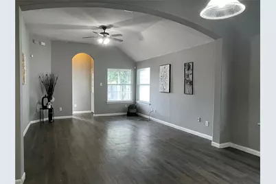 811 Forest Hillside Lane, Houston, TX 77067 - Photo 9