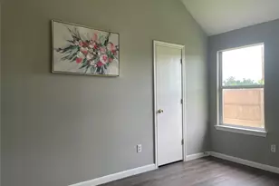811 Forest Hillside Ln, Houston, TX 77067 - Photo 13