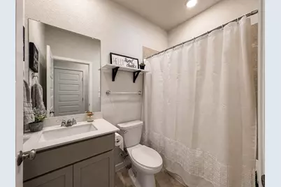 2382 Bishop Lagoon Way, La Porte, TX 77571 - Photo 33