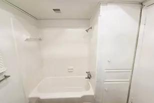 4203 Wuthering Heights Dr, Houston, TX 77045 - Photo 23