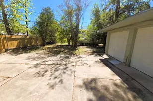 4203 Wuthering Heights Dr, Houston, TX 77045 - Photo 35