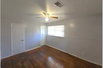 4203 Wuthering Heights Drive, Houston, TX 77045 - Photo 17