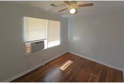 4203 Wuthering Heights Drive, Houston, TX 77045 - Photo 15