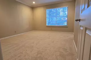 5207 Arboles Dr, Houston, TX 77035 - Photo 19
