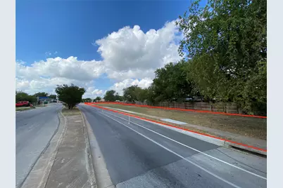 5004 S Pleasant Valley Rd, Austin, TX 78744 - Photo 3