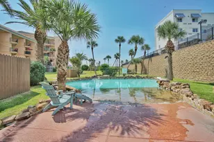 9520 Seawall Blvd, Galveston, TX 77554 - Photo 19