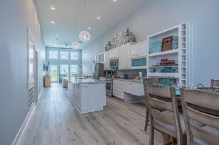 9520 Seawall Blvd, Galveston, TX 77554 - Photo 3