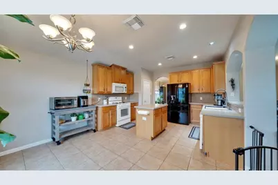 6086 Haysden Lane, League City, TX 77573 - Photo 11