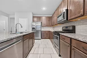 175 Silva Creek Trl, Conroe, TX 77318 - Photo 9