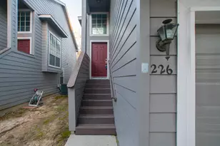 226 Blushwood Pl, The Woodlands, TX 77382 - Photo 5
