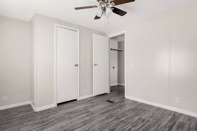 2222 N Austin Avenue #1, Pearland, TX 77581 - Photo 17