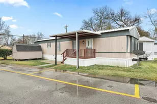 2222 N Austin Ave, Pearland, TX 77581 - Photo 1