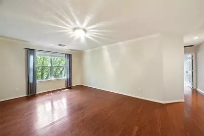 5830 Petty Street, Houston, TX 77007 - Photo 9