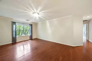 5830 Petty St, Houston, TX 77007 - Photo 9