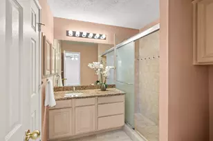 1602 Orlando St, Friendswood, TX 77546 - Photo 35