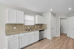 11135 N Lake Mist Ln, Willis, TX 77318 - Photo 15
