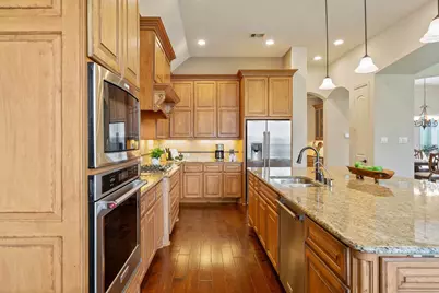 35 N Beech Springs Drive, The Woodlands, TX 77389 - Photo 19