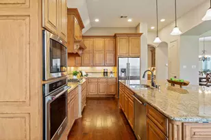 35 N Beech Springs Dr, The Woodlands, TX 77389 - Photo 19