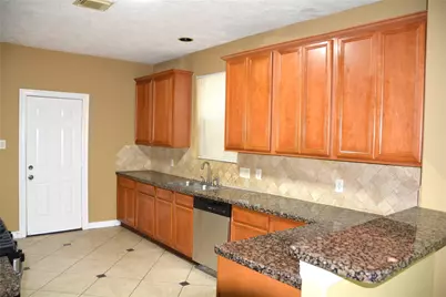 10916 Panther Court, Houston, TX 77099 - Photo 7