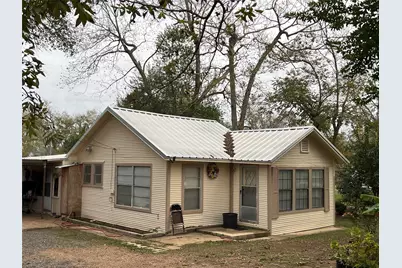 206 S Cottonwood Street, Crockett, TX 75835 - Photo 1