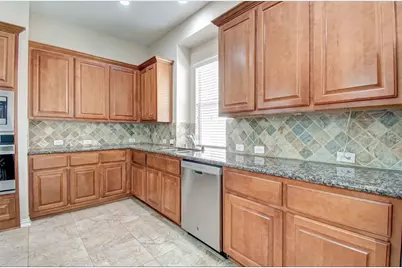 75 Tapestry Forest Place, The Woodlands, TX 77381 - Photo 27