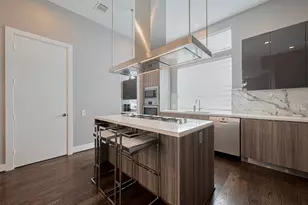 5919 E Post Oak Ln, Houston, TX 77055 - Photo 13