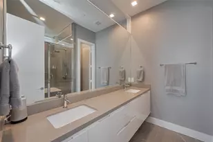 5919 E Post Oak Ln, Houston, TX 77055 - Photo 29