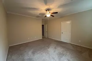 18107 Golden Falls Ln, Spring, TX 77379 - Photo 9