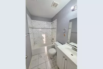 9514 Manorstone Court, Houston, TX 77044 - Photo 7