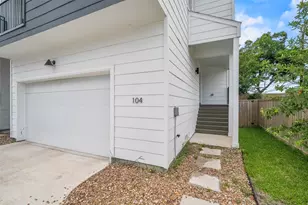 104 Tolima Dove St, Houston, TX 77018 - Photo 3