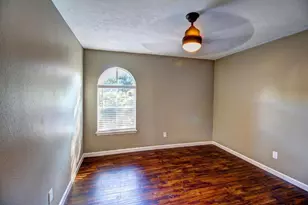 9138 Wilcrest Dr, Houston, TX 77099 - Photo 13