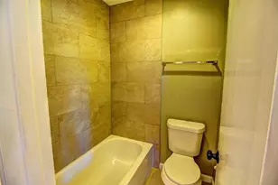 9138 Wilcrest Dr, Houston, TX 77099 - Photo 21