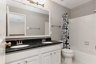 26 Serene Creek Pl, The Woodlands, TX 77382 - Photo 33