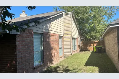 1802 Pinewood Park Drive, Missouri City, TX 77489 - Photo 7