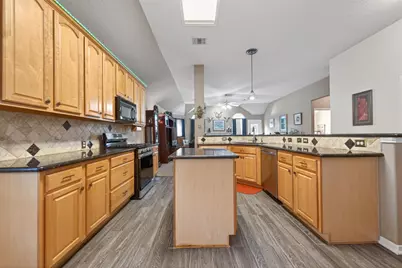 6222 Kingwood Glen Drive, Humble, TX 77346 - Photo 9