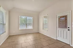 12026 Eagle Ridge Dr, Mont Belvieu, TX 77535 - Photo 11