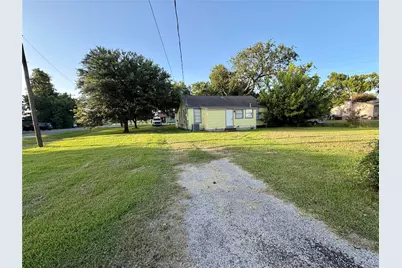 503 McKee Street, Clute, TX 77531 - Photo 15